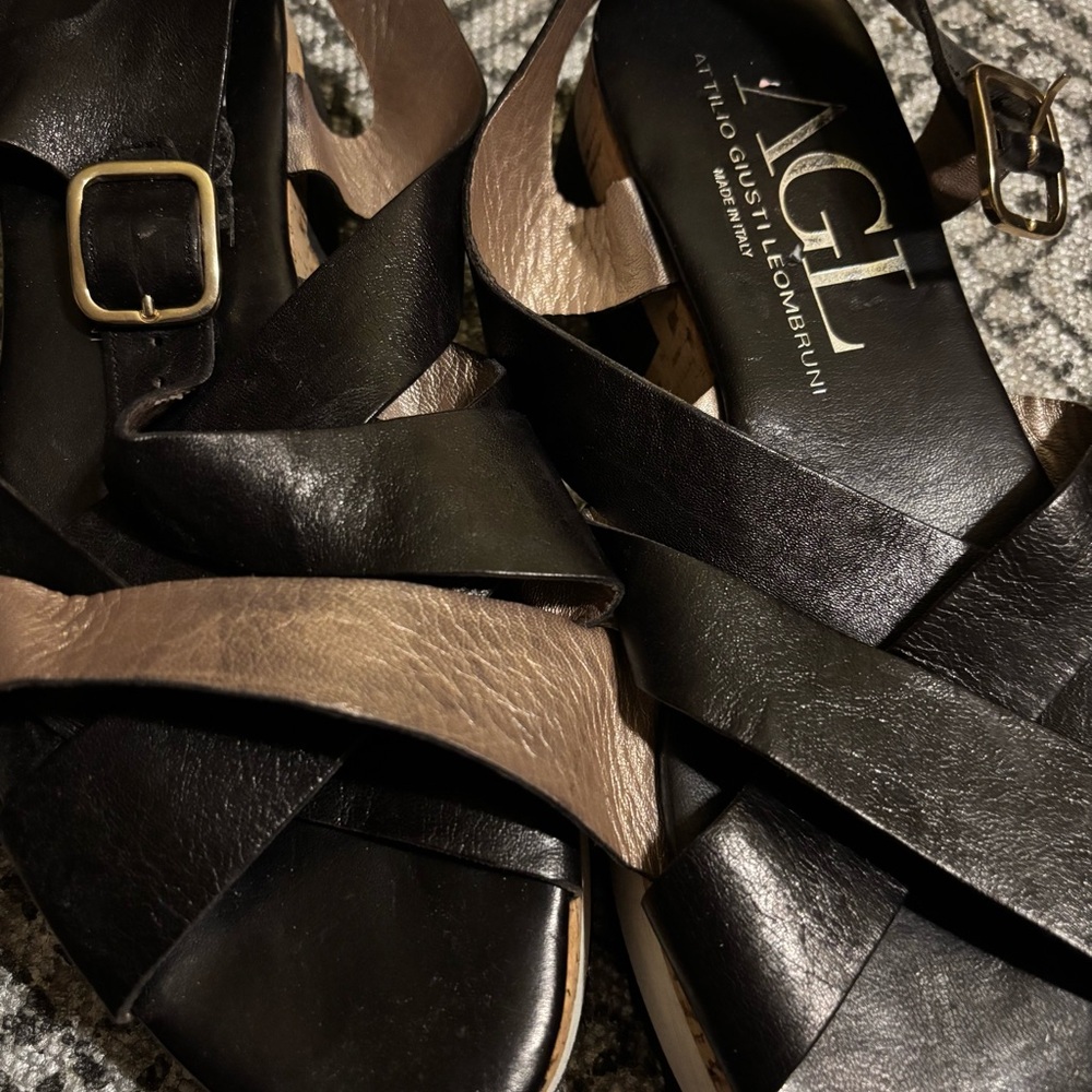 AGL Women's Black luxury fine leather Sandals